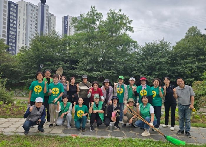 남양주시 호평동 새마을부녀회, 꽃묘 식재 및 반찬 나눔행사 개최