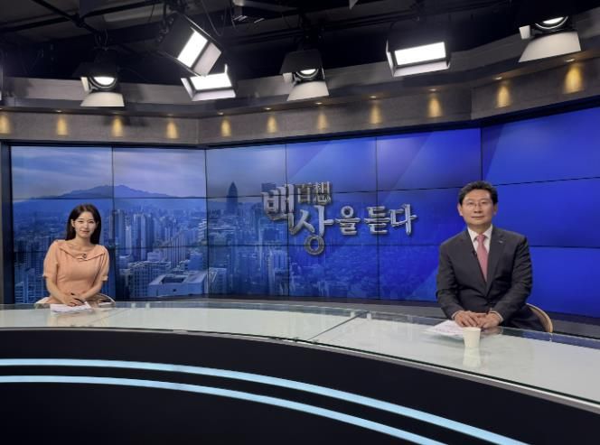 이상일 용인특례시장은 26일 서울경제TV '백상을 듣다'에 출연해 용인 반도체 프로젝트와 교통 인프라 확충 계획 등을 설명했다