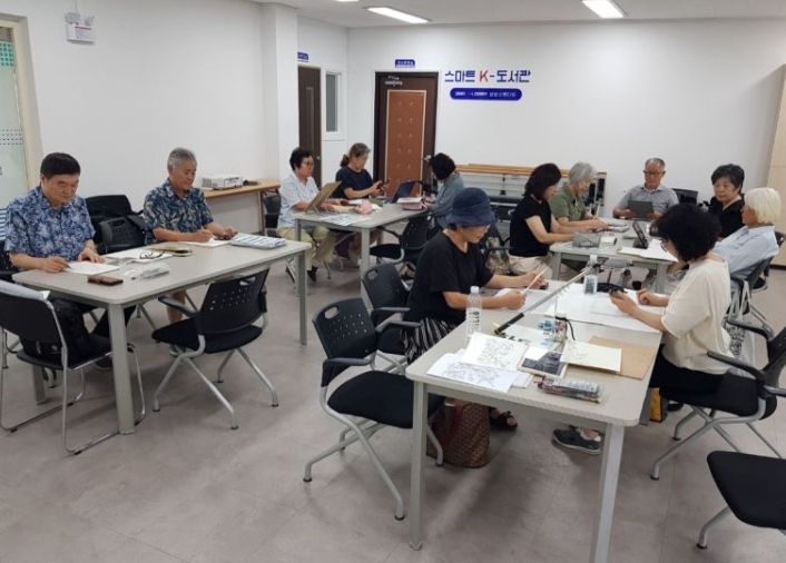 시니어 문화예술 동아리 '어반스케치'