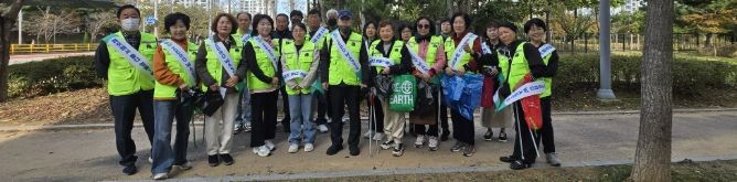 가을철 맞이 하늘체육공원 일대 환경정비