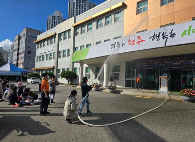 청주시 흥덕보건소, 복대119안전센터와 소방훈련