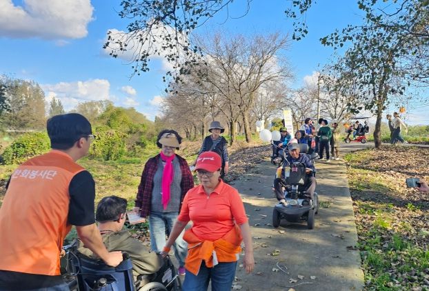 진천군 장애인복지관 한화큐셀과 함께하는 걷기대회