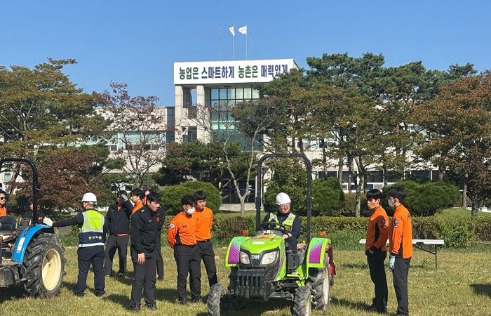 영암군, 소방대원 농기계 안전사고 대응력 높여