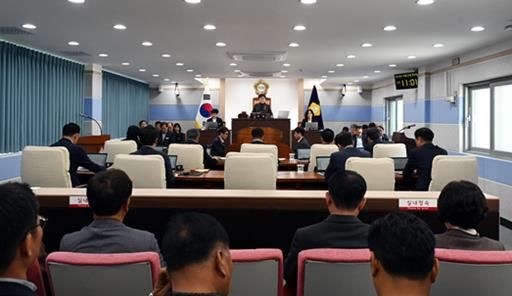 10월30일 열린 제288회 남해군의회 임시회 제2차 본회의 전경