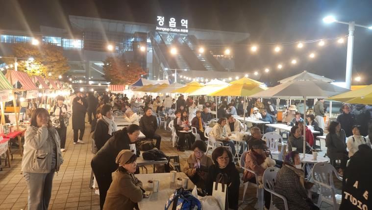 정읍역 광장 ‘북적’…슈퍼푸드 페스티벌, 주말 명소로 ‘우뚝’