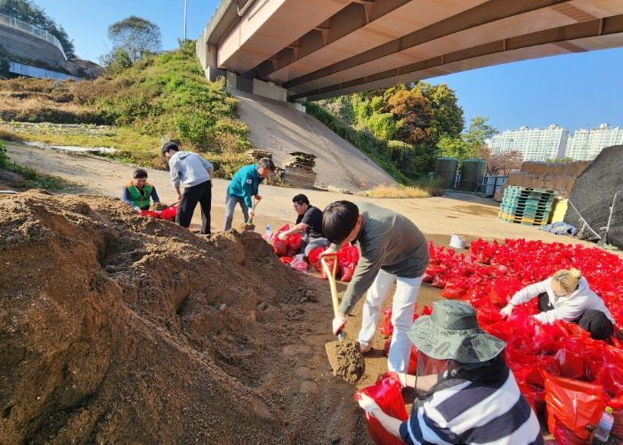 남양주시 오남읍, 마을안길·언덕길에 제설용 모래주머니 1,300개 배치