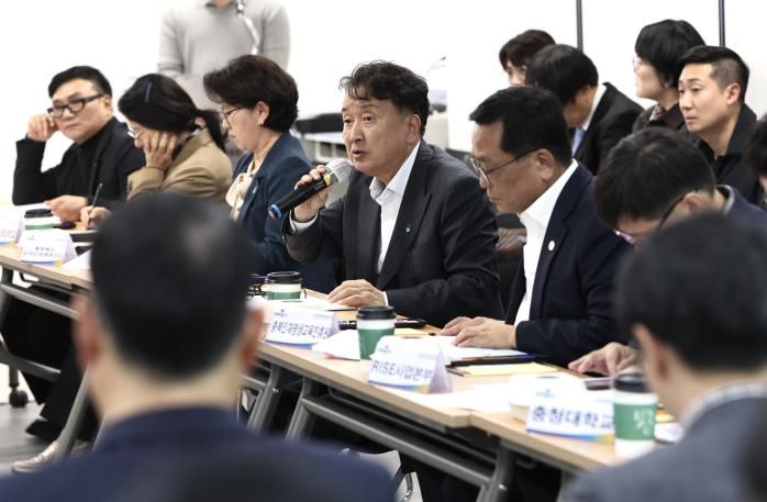 K-유학생 2만명 유치 계획수립 간담회