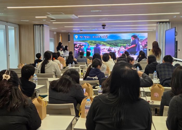 교육도서관, 2025. 같이(가치)책 문학기행 체인지(體人智) 결과 나눔 한마당