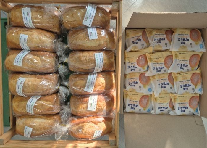 고양시 중산2동 지역사회보장협의체, 빵 나눔 실시⋯이웃과 온정 나눠