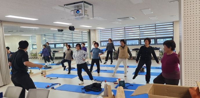 금산군 농업인 대상 근골격계질환 예방교육 모습