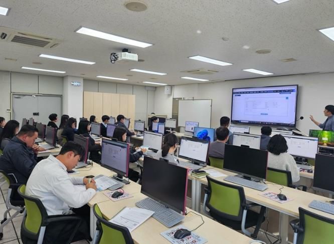 진도군, 신규 공무원 직무역량 강화! ‘세외수입 실무 교육’ 진행