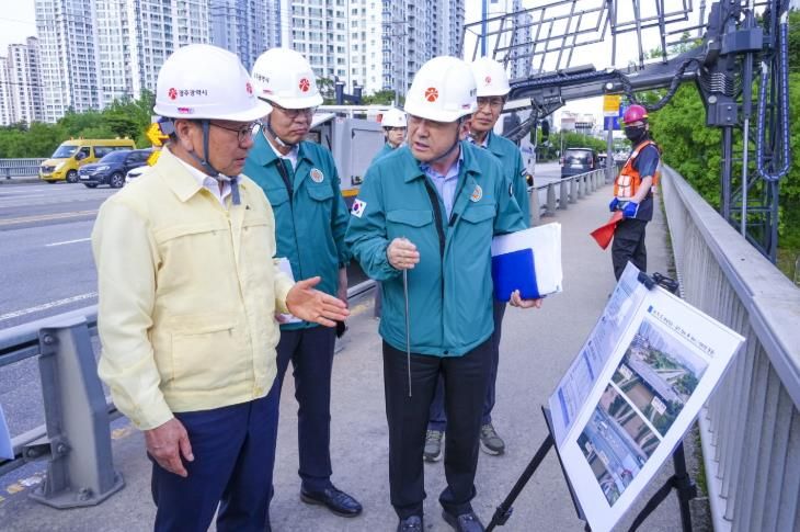 하남대교 안전점검