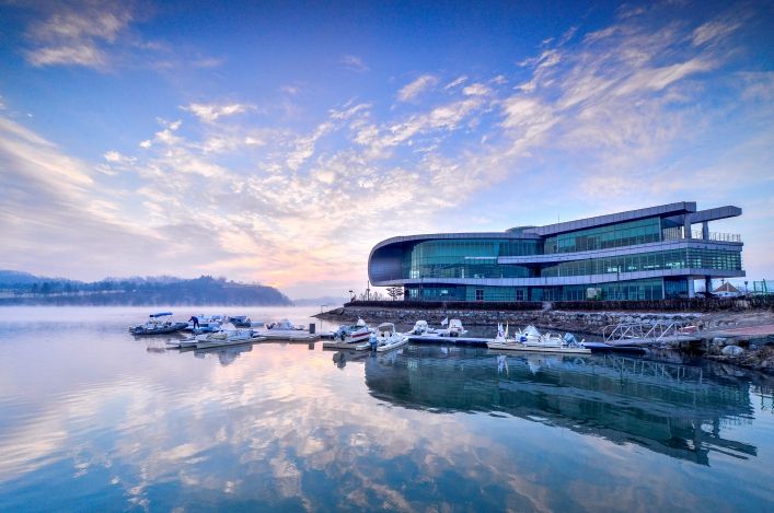 중앙탑 체험관광센터 전경