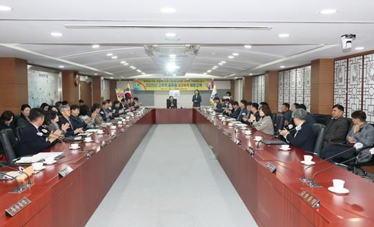 철원군 고위직 공무원 대상 2025년 4대 폭력 예방 교육