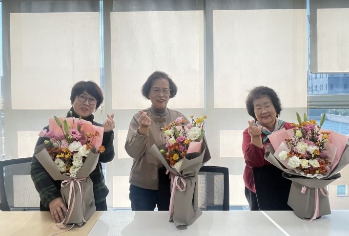 손자녀 양육 조부모 지원 프로그램 ‘똑똑할맘(MOM)’ 종강