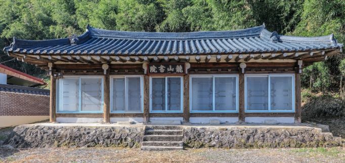 경산시, 경산 용산서원, 경산 원모정 향토문화유산 지정(용산서원 강당 전경)