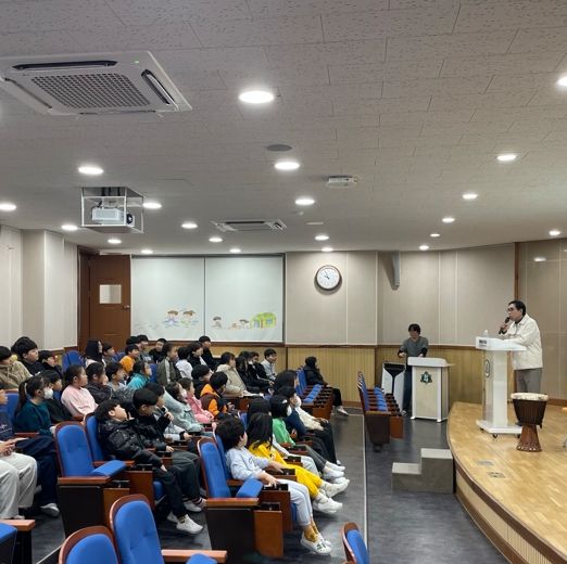 태백시, 지역 명사와 함께한 진로 특강 성황리 개최