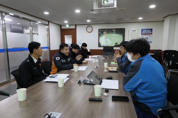 강진소방서, 겨울철 화재취약시설 동원F&B 강진공장 현장 소방안전 컨설팅 실시