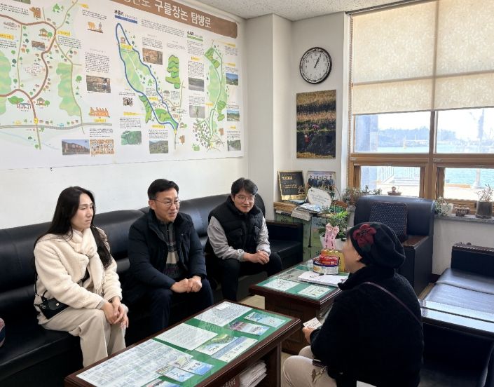 ‘청산도 구들장논’ 보존협의회 방문