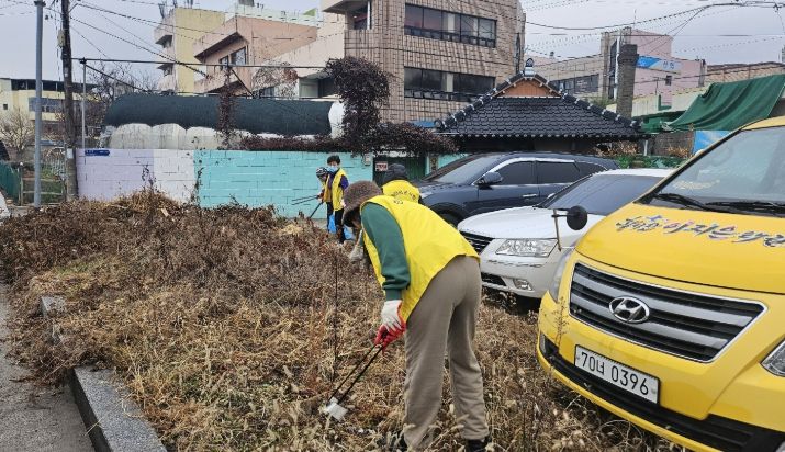 광양읍, 공직자와 사회단체가 함께하는 ‘클린데이’ 행사