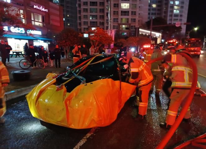 전남소방, 전기차 도로 위 낙하물 주의... 하부 충격 화재 예방 당부