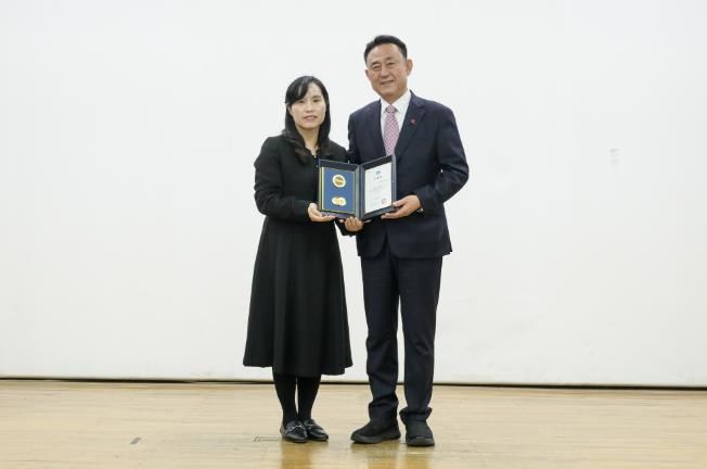 여주시육아종합지원센터, “2025년 경기도형 보육컨설팅 유공” 경기도지사 표창 수상