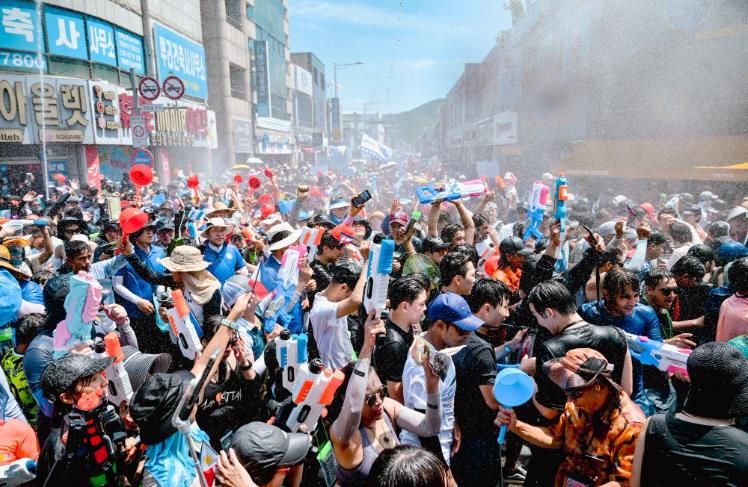 지역축제 사진-정남진장흥물축제