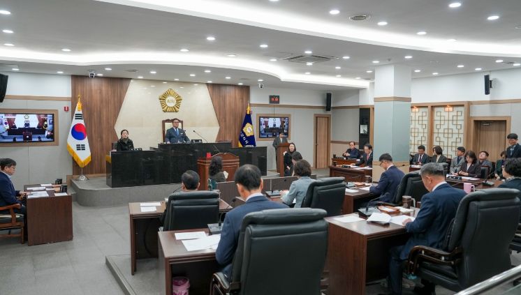 괴산군의회, 2026년 새해 첫 임시회 개회