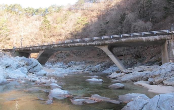 북면 용대리 수교지구
