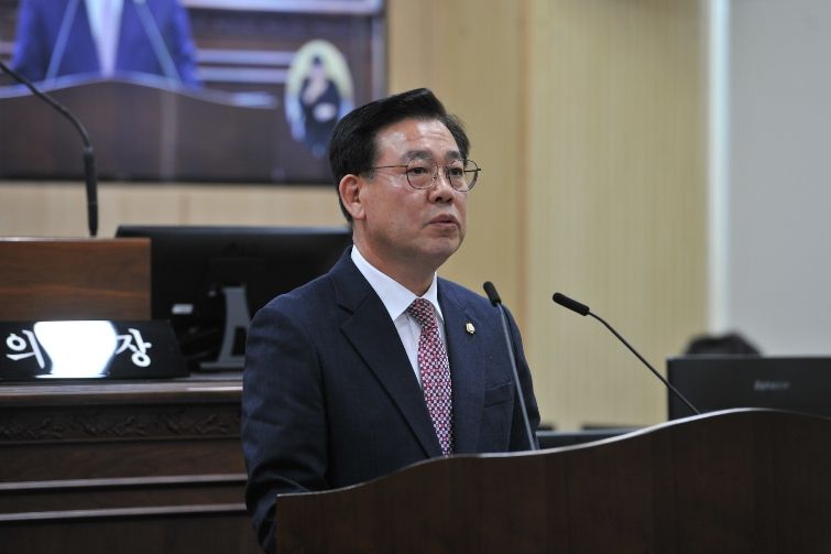 홍순철 의원(발언사진)