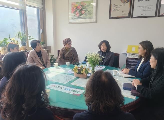 창원특례시, 창원시어린이집연합회 임원진과 간담회 가져