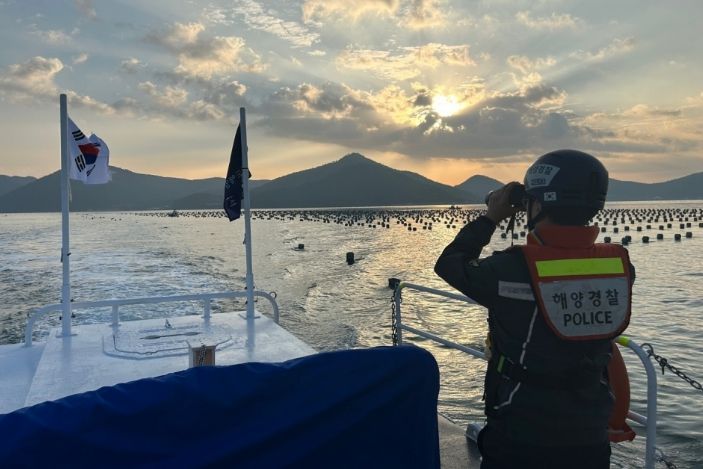 해상 순찰 중인 완도해경의 모습