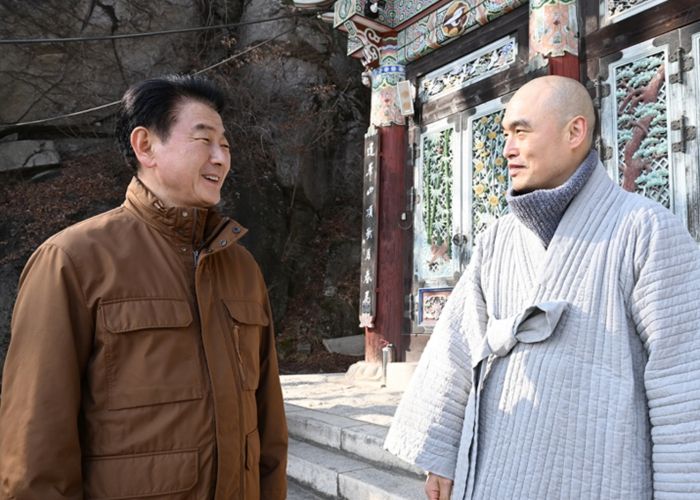 의정부시는 설 명절을 앞두고 2월 11일부터 13일까지 3일간 주요 사찰을 방문해 시설 안전 관리와 화재 예방 등 안전사고 방지를 당부했다.