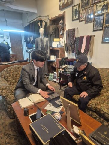 맞춤 정장 증정