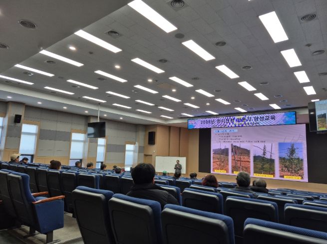 영주시는 2월23일부터 27일까지 2026 사과 정지․전정 전문가 양성교육을 실시한다.