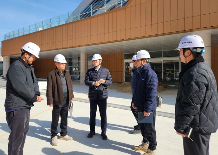 용인도시공사 신경철 사장, 동백·보정미르휴먼센터 준공 전 공사추진현황 및 시설점검 실시