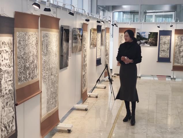 예산군청 1층 전시관