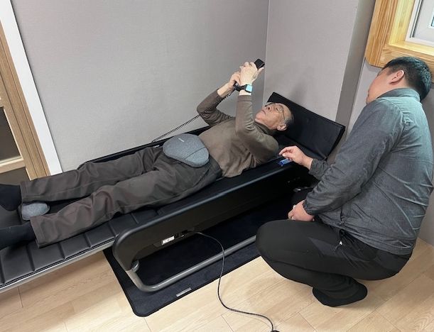 332개 경로당 척추온열기 지원