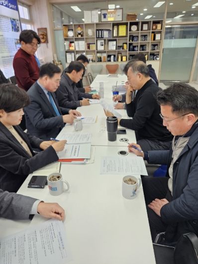 반도체 기업 유치 위한 김원이 국회의원 면담