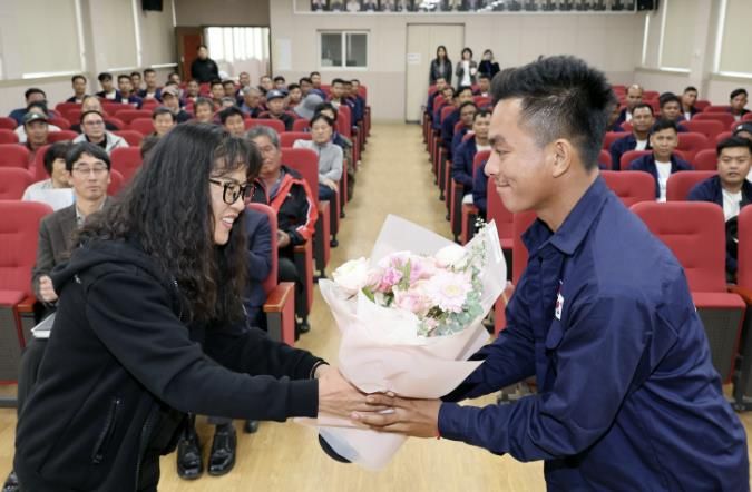 괴산군, 캄보디아 계절근로자 재방문율 72%…‘숙련‧안전성’ 모두 잡아