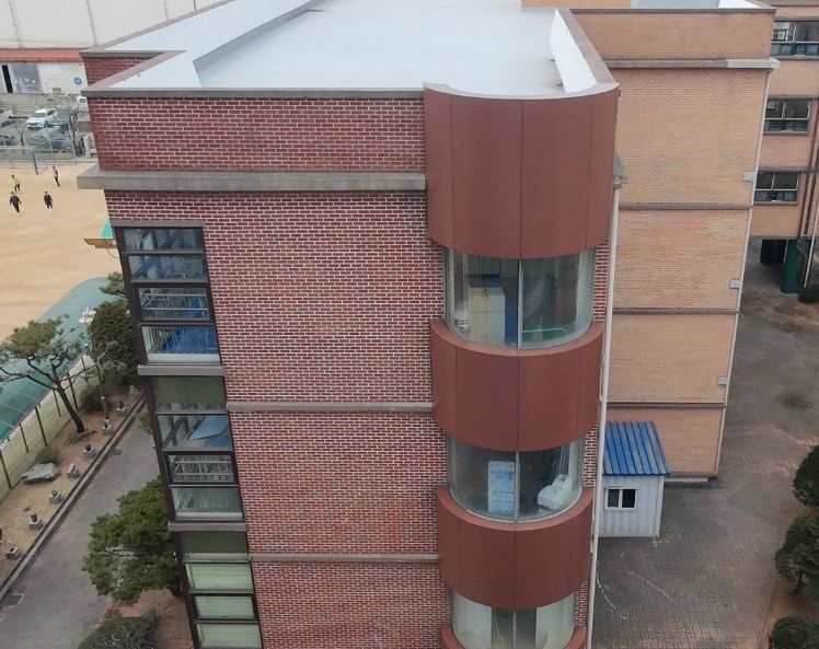 봉화초 외 1교 ‘외벽 드라이비트 교체 공사’ 완료