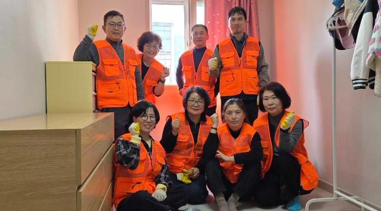 사천시 기업·사회단체봉사회, KBS '동행' 예한이네 가정 주거환경 개선 봉사활동 전개