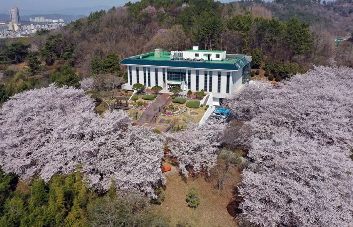 진주시립도서관, ‘시민참여형 문화 플랫폼’ 자리매김