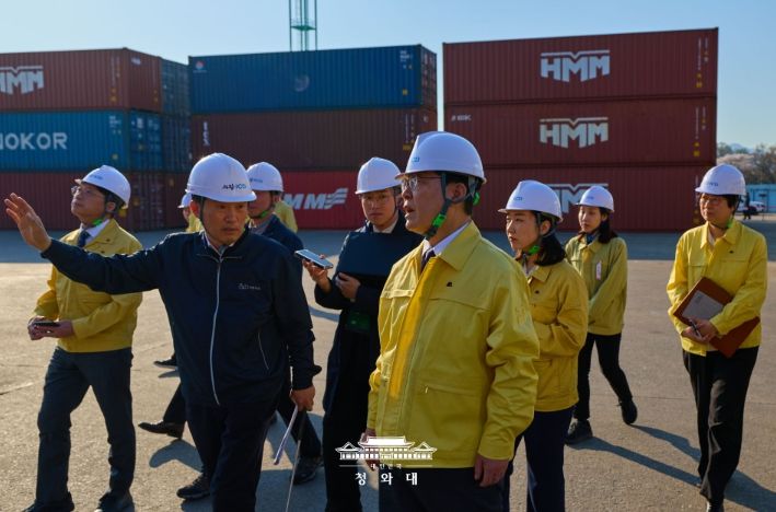 고유가 위기극복을 위한 화물운송물류업계 현장간담회(청와대)