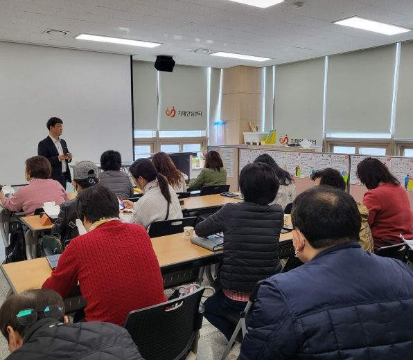 치매 환자 실종 예방 ‘배회감지기 대여비 지원사업’ 본격 시행