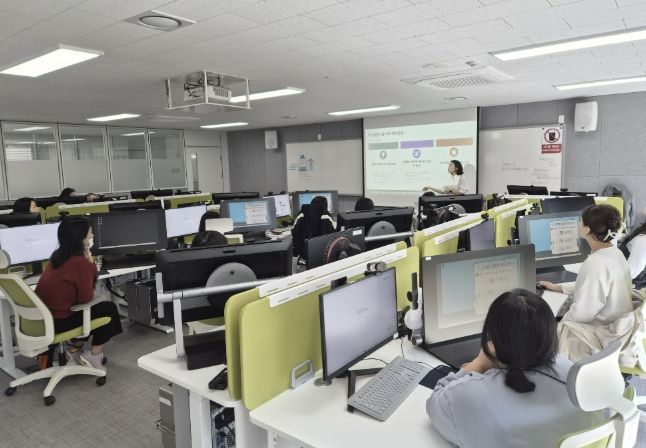 충북혁신도시 공유평생학습관, 충북시민대학 프로그램 개강